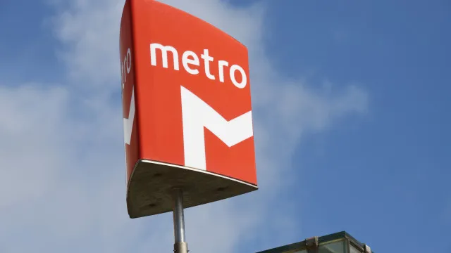 Vai apanhar Metro? HorÃ¡rios nesta linha mudam nos prÃ³ximos fins de semana