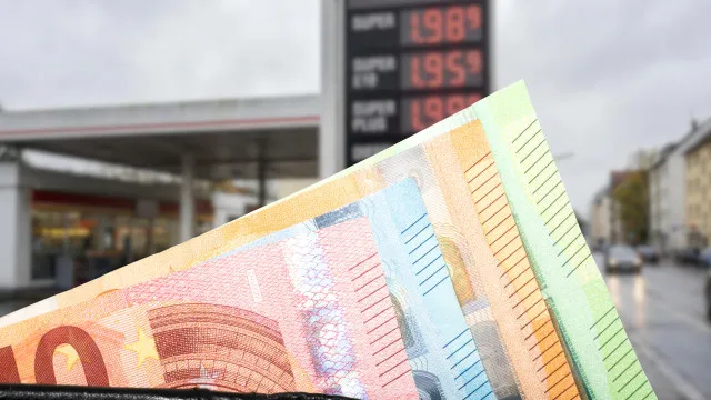 
                    Espere por amanhã para atestar: Combustíveis vão ficar bem mais baratos
                