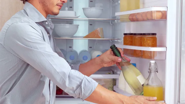 SerÃ¡ que Ã© boa ideia refrescar o vinho no congelador?
