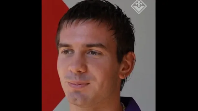 
                    Excedentário de Mourinho (que foi apontado ao Benfica) reforça Fiorentina
                