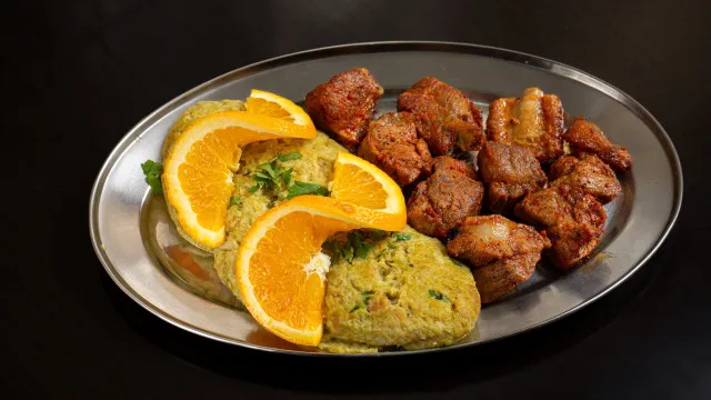 
                    As tradicionais e à alentejana! Aponte a receita destas migas de pão
                