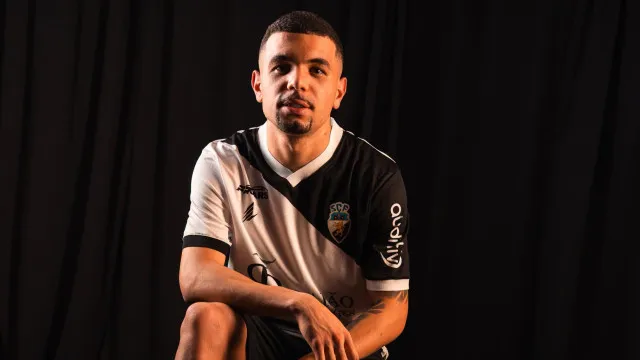 Oficial: Farense garante guarda-redes KauÃ£ Paes e extremo Victor Barbara