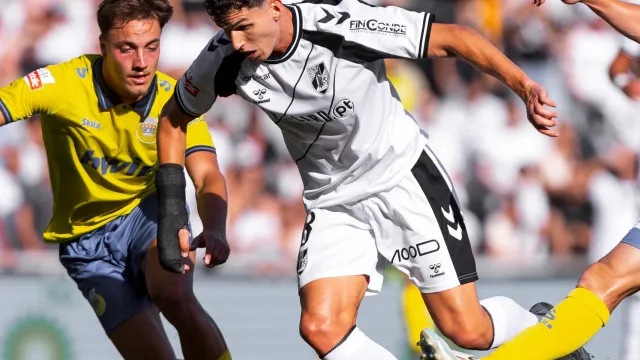Erro de todo o tamanho determina estreia no vermelho para o VitÃ³ria SC