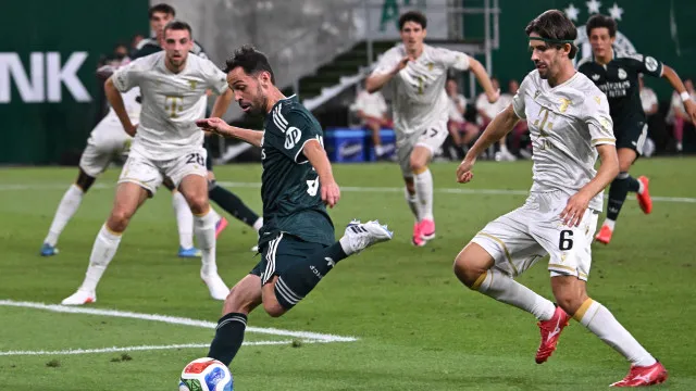 ReforÃ§os embalam estreia de Bernardo Silva pelo Real. United empata PSG