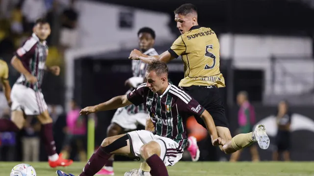 
                    Estrela anula efeito de Zalazar e trava Sporting no arranque da I Liga
                