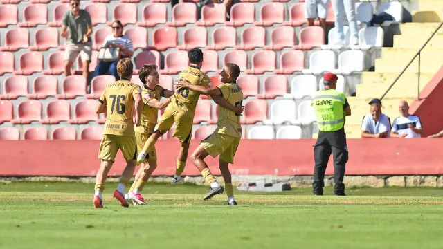 
                    Sporting B estreia-se com vitória no reduto do recém-despromovido AVS
                