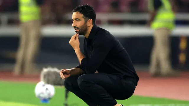 "Se nÃ£o tens dinheiro para 7 jogadores, nÃ£o faz sentido contratar Amorim"
