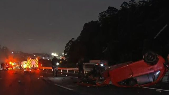 Acidente na Anhanguera deixa dois mortos e três feridos