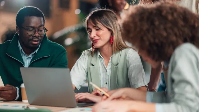 
                    Os jovens não são o futuro, são a vantagem competitiva do presente 
                