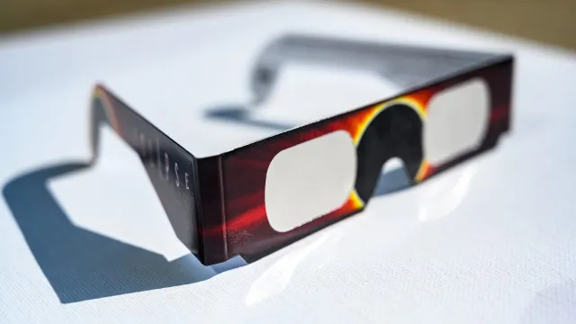 Eclipse. Ã culos esgotados? 3 formas de observar o Sol em seguranÃ§a