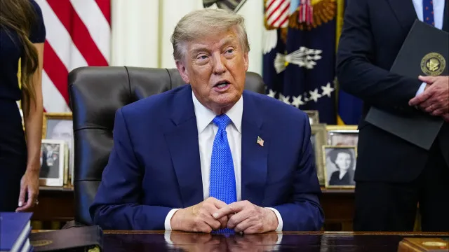 
                    Trump ordena ao Pentágono que reduza exercícios com Coreia do Sul
                