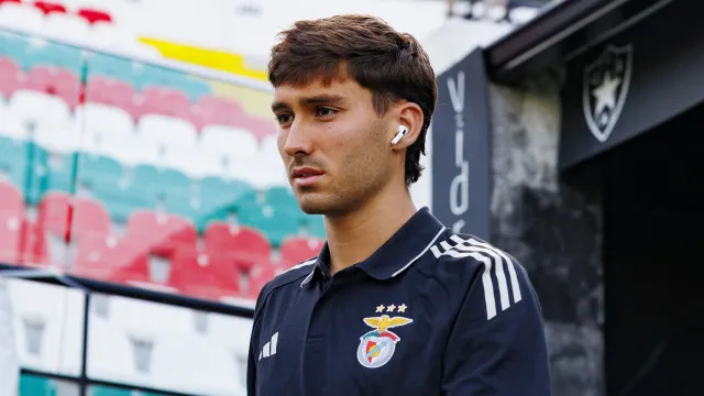 
                    Acordo fechado. Benfica livra-se de Obrador e pode lucrar com o negócio
                