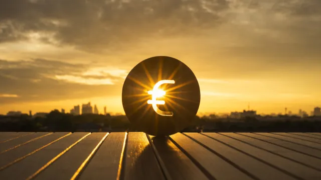 ZodÃaco. Eclipse do Sol traz a luz do dinheiro Ã  carteira de 4 signos
