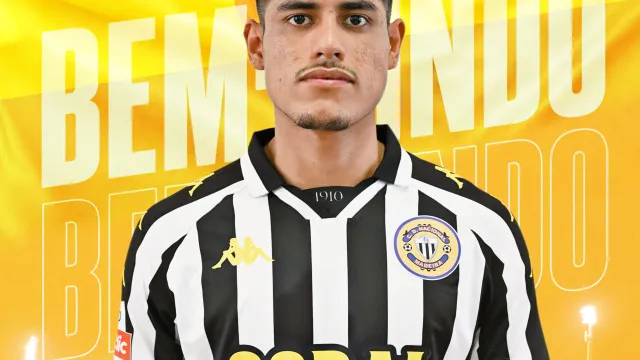 
                    Oficial: Fernando Nava reforça Nacional por quatro temporadas
                