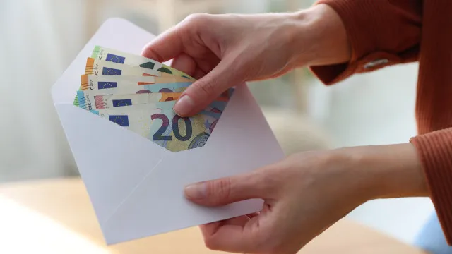 
                    Recebeu apoios ou subsídios que não tinha direito? É isto que acontece
                