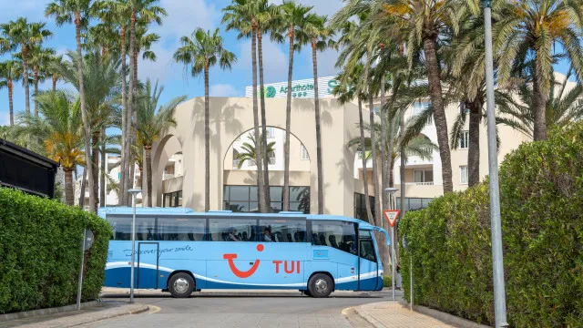 
                    TUI aumenta prejuízo para 242,9 milhões num contexto marcado pela guerra 
                