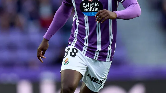 
                    Oficial: Ibrahim Alani assina pelo Marítimo até 2029
                