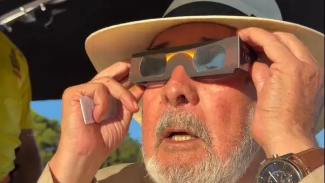 
                    Eclipse? 