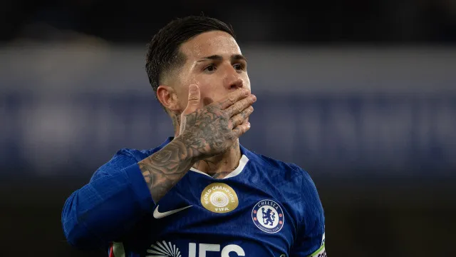 
                    Rodri, Reijnders e… Enzo. O milionário 'trio amoroso' do Manchester City
                