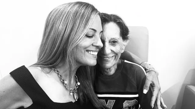 MÃ£e de Cristina Areia entrou em trabalho de parto apÃ³s ver o pai morto