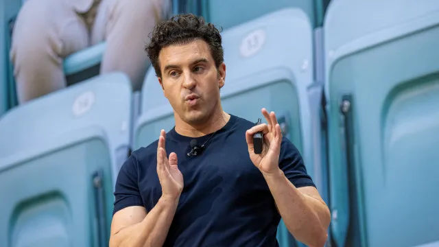 Porque Ã© que a IA nÃ£o Ã© popular? CEO da Airbnb tem uma explicaÃ§Ã£o