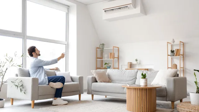 
                    Ar condicionado no verão: Como evitar que a fatura da luz dispare
                