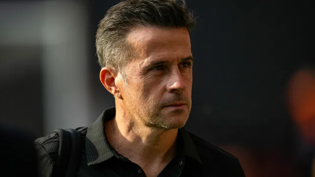 
                    Quem faz de Dedic? O onze do Benfica para a visita ao Casa Pia
                