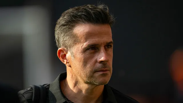 
                    Benfica desespera por Palhinha, mas Marco Silva 'reforça-se' na Escócia
                