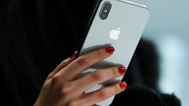 Um dos iPhones mais icÃ³nicos da Apple estÃ¡ agora "obsoleto"