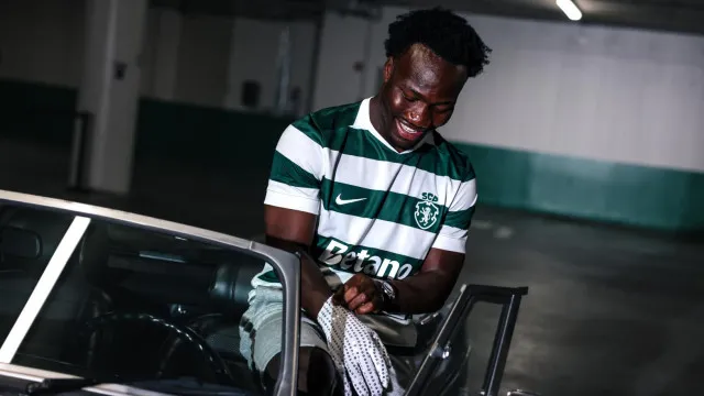 Oficial: Nestory Irankunda Ã© reforÃ§o do Sporting