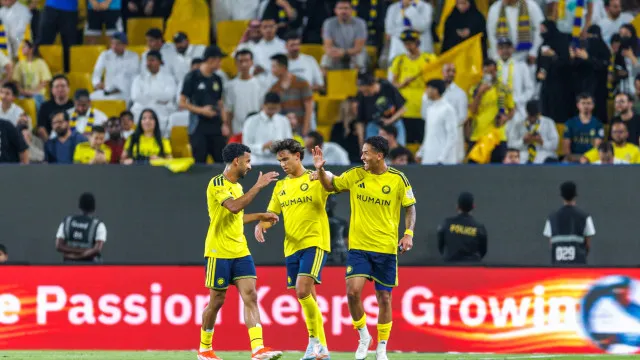 
                    Não há Cristiano Ronaldo, há João Félix. Al Nassr estreia-se com vitória
                