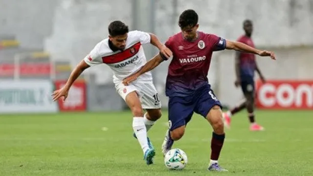 
                    Torreense em inferioridade numérica resgata empate na compensação
                