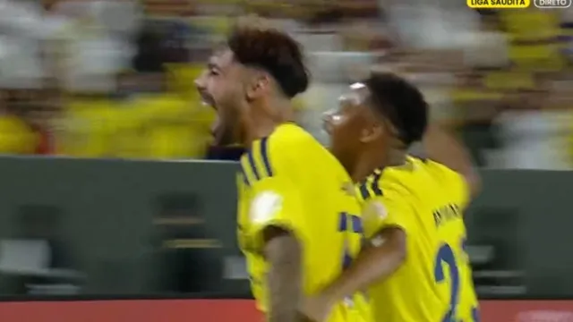 Samu Costa estreou-se com este golo e Cristiano Ronaldo reagiu assim