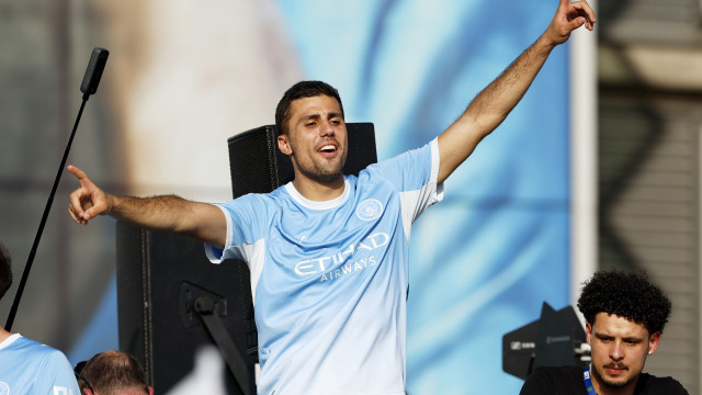 Barcelona acerta com Rodri por até € 75 milhões, diz jornal