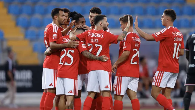 
                    EM DIRETO: Benfica goleia Casa Pia e faltar o Sp. Braga-Gil Vicente
                