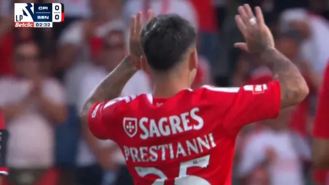 
                    Prestianni de pé quente. Argentino teve ajuda e deixou Benfica a vencer
                