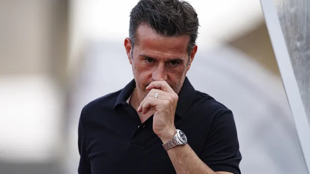 
                    Marco Silva repreende Lukebakio e admite: 