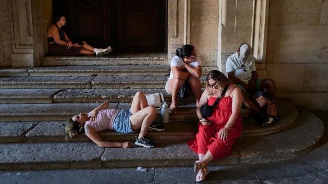 
                    Europa está a 