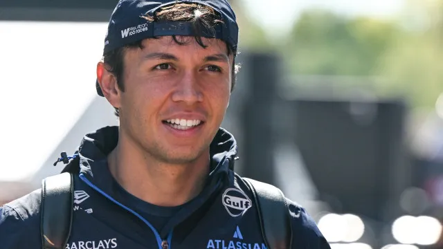 
                    F1: Williams confirma recordista Alex Albon para 2027
                