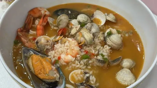 
                    Sabe a verão... Receita de arroz de marisco do chef Marco Gomes
                