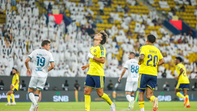 
                    Al Nassr nos oitavos da Taça saudita com bis e assistência de João Félix
                
