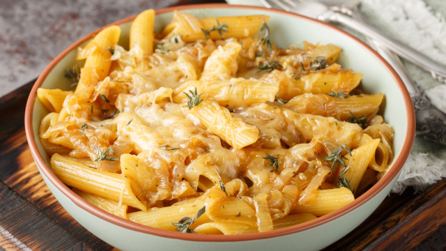 Gratinada (à italiana!) A receita da massa que fica pronta em 15 minutos