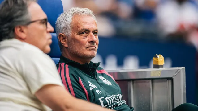 
                    Mourinho deixa 'farpa' a Rodri e recorda Prestianni: 