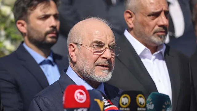 
                    Principal negociador iraniano quer 