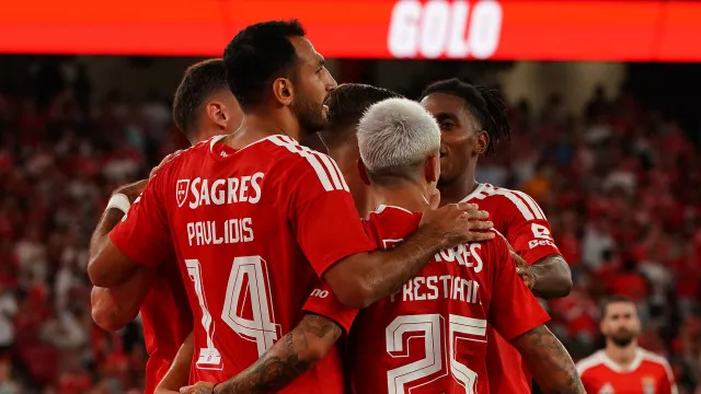 
                    Benfica liga modo rolo compressor e atinge registo que há muito escapava
                