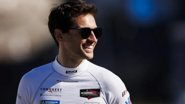 
                    Morreu aos 39 anos piloto que brilhou nas 24 Horas de Daytona
                