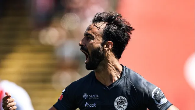 
                    'Armada espanhola' encaminha vitória da União de Leiria em Matosinhos
                