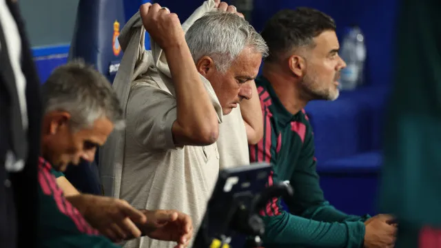 
                    Mourinho fala em 