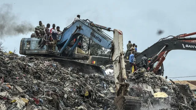 
                    Guiné Conacri. Sobe para 22 n.º de mortos em desmoronamento de aterro
                