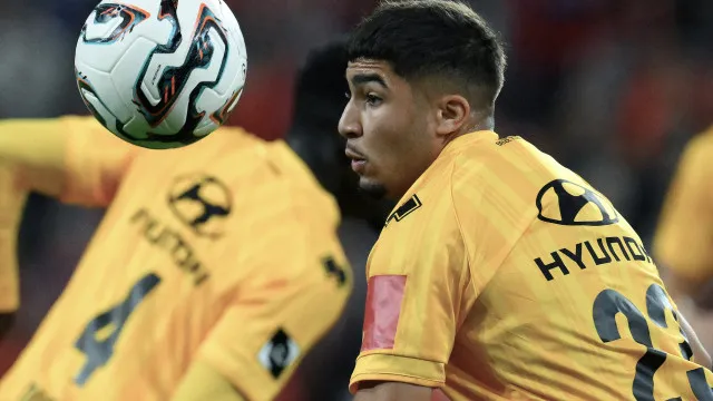 Moncef Zekri já está em Lisboa para ser reforço do Sporting